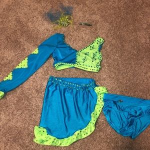 Custom girls dance costume